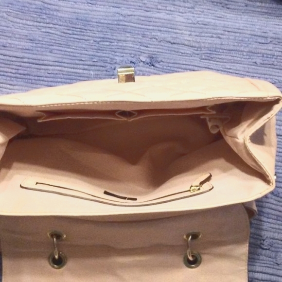 🪻 Purse🪻 - Picture 3 of 9